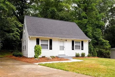1002 William Dr, Winston Salem, NC 27107
