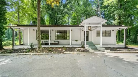 3304 New Walkertown Rd, Winston Salem, NC 27105