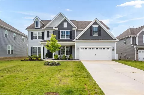 4285 Pelican St, High Point, NC 27265