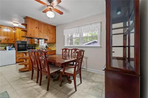 Dining - 645 Timber Ln, Robbins, NC 27325 photo 1 of 2