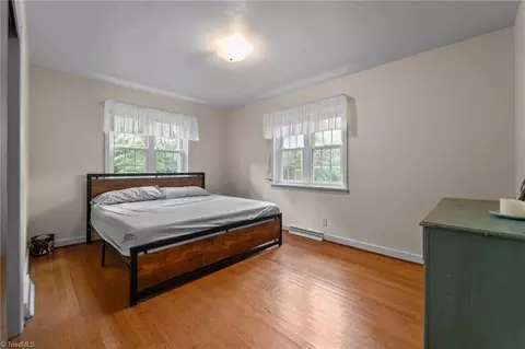 Bedroom - 645 Timber Ln, Robbins, NC 27325 photo 3 of 4