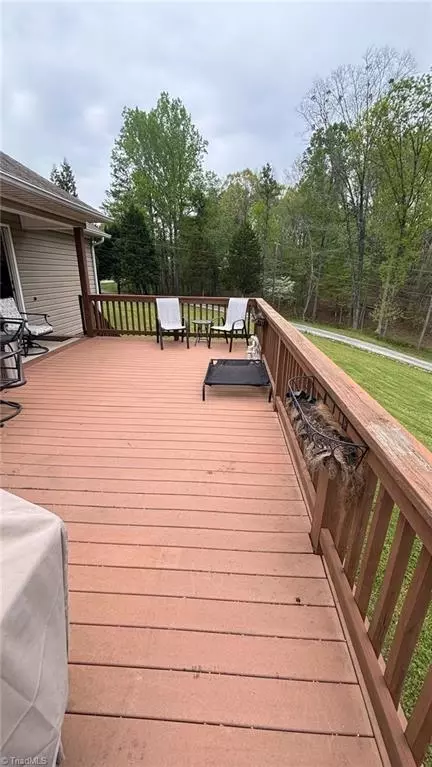 Exterior - 4350 Millers Mill Rd, Trinity, NC 27370 photo 3 of 4