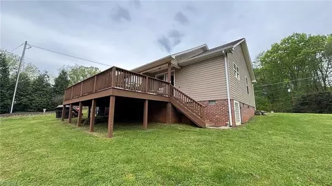Exterior - 4350 Millers Mill Rd, Trinity, NC 27370 photo 4 of 4