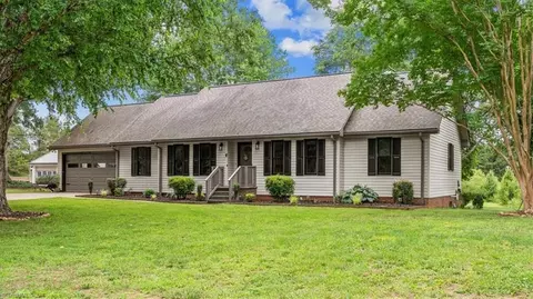 Exterior - 861 Central Rd, Clemmons, NC 27012 photo 3 of 6
