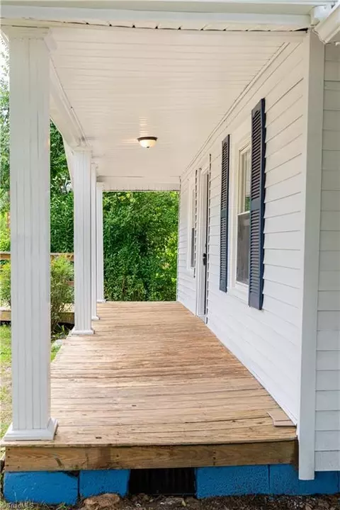 Exterior - 1419 Commerce Ave, High Point, NC 27260 photo 3 of 10
