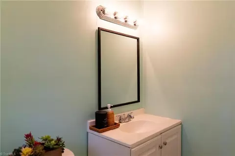 Bath - 1419 Commerce Ave, High Point, NC 27260 photo 3 of 3