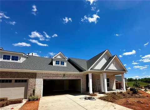 4253 Quartersaw Ln, Clemmons, NC 27012