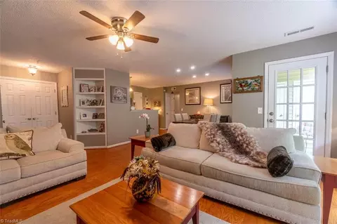 623 Mill Pond Ct, Winston Salem, NC 27106