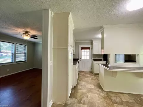 Entry Way - 321 Northfield Dr, King, NC 27021 photo 1 of 1