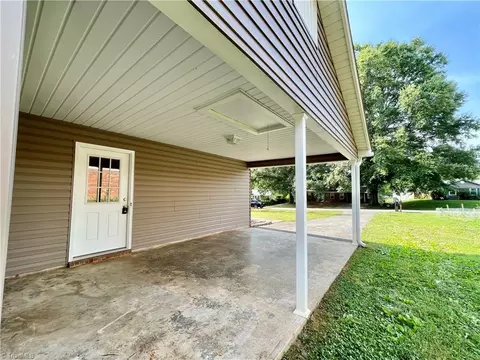 Exterior - 321 Northfield Dr, King, NC 27021 photo 4 of 6
