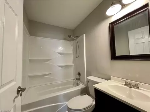 Bath - 321 Northfield Dr, King, NC 27021 photo 1 of 2