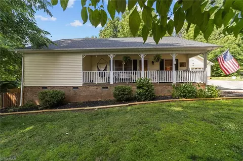 7524 Farmbrook Pl, Thomasville, NC 27360 photo 34