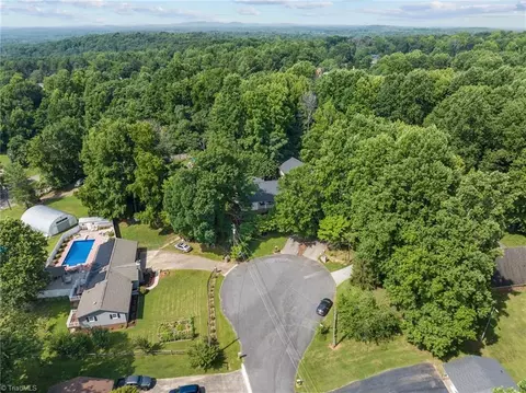 7524 Farmbrook Pl, Thomasville, NC 27360 photo 39