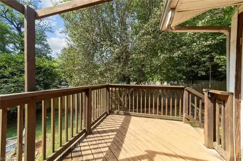 7524 Farmbrook Pl, Thomasville, NC 27360 photo 33