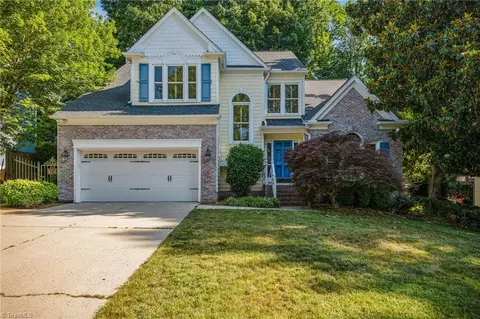 6104 Clarkwood Cir, Greensboro, NC 27410