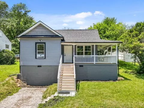 1502 Ward St, Greensboro, NC 27406