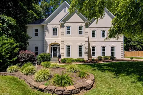 3011 Lodge Dr, Jamestown, NC 27282