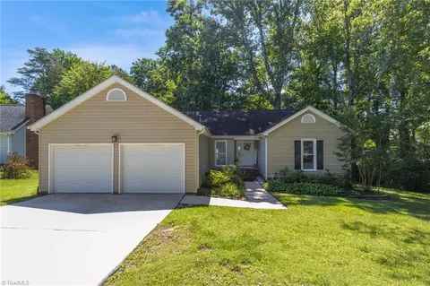 6705 River Hills Dr, Greensboro, NC 27410
