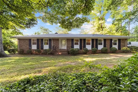 1400 Rankin Rd, Greensboro, NC 27405