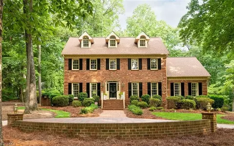 3200 Rockingham Rd, Greensboro, NC 27407