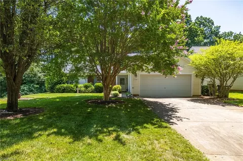 1108 Satin Wood Dr, Greensboro, NC 27410