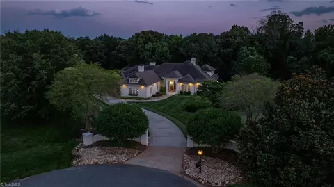 7000 Blacksmith Ct, Summerfield, NC 27358