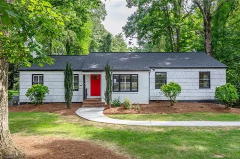 1125 Strathmore Cir, Winston Salem, NC 27104