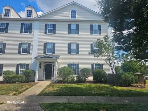 5311 Lambeth Farm Ln, Kernersville, NC 27284