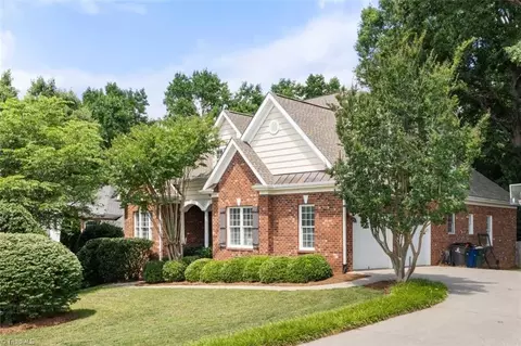 4205 Holly Hill Ln, Winston Salem, NC 27106