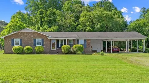 5226 Nc Highway 62 S, Burlington, NC 27215