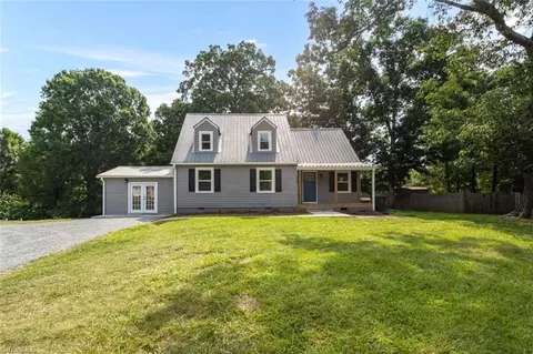 125 Kendall Mill Rd, Thomasville, NC 27360