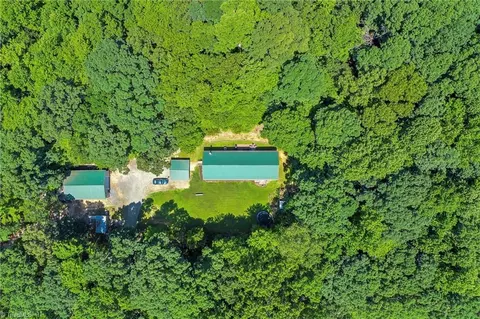 1859 Still Meadows Ln, Staley, NC 27355