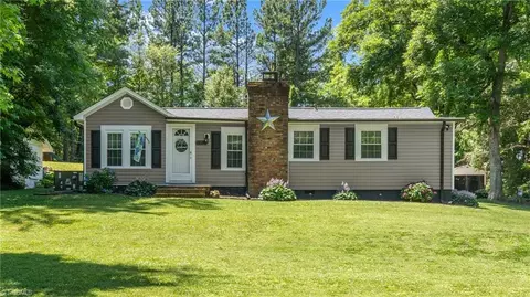 2326 Holiday Loop, Reidsville, NC 27320