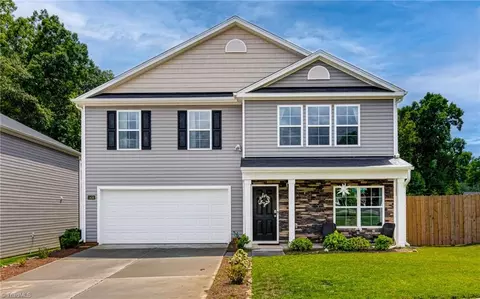 1438 Long Hope Dr, Winston Salem, NC 27127
