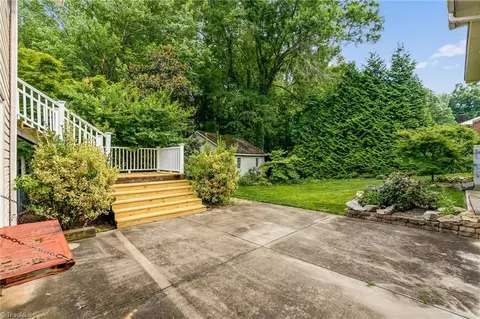 3106 Rolling Rd, High Point, NC 27265 photo 35