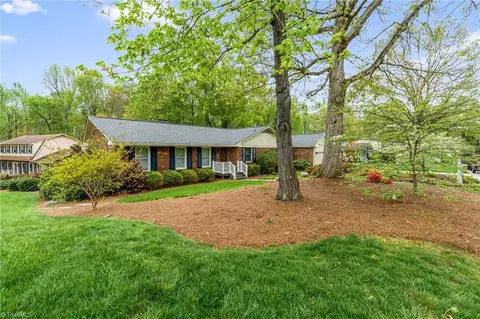 3106 Rolling Rd, High Point, NC 27265 photo 3
