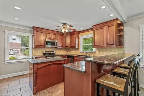 3106 Rolling Rd, High Point, NC 27265 photo 11