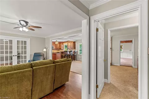 3106 Rolling Rd, High Point, NC 27265 photo 6