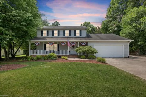 368 Raleigh Ave E, Liberty, NC 27298