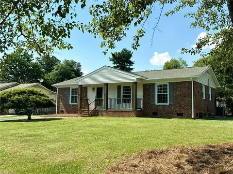 7295 Crenata Dr, Lewisville, NC 27023