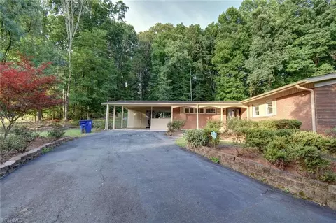 1655 Little Creek Cir, Winston Salem, NC 27103