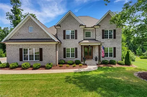 8302 Poplar Bluff Dr, Stokesdale, NC 27357