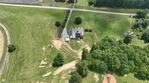 View/Area - 1297 Boiling Springs Rd, Purlear, NC 28665 photo 1 of 1