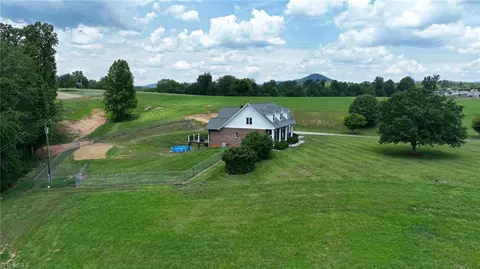 Exterior - 1297 Boiling Springs Rd, Purlear, NC 28665 photo 6 of 6
