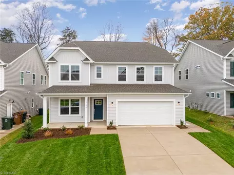 3429 Crimson Wood Dr, Greensboro, NC 27410
