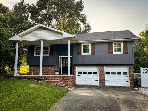 353 Smith Ln, Mount Airy, NC 27030
