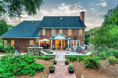 7002 Morganshire Ct, Summerfield, NC 27358