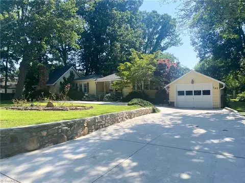 162 Rosedale Cir, Winston Salem, NC 27106