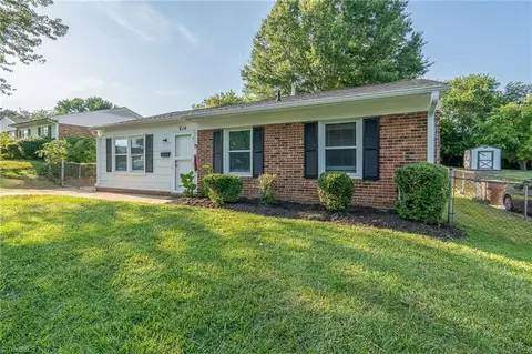 614 Ireland St, Greensboro, NC 27406
