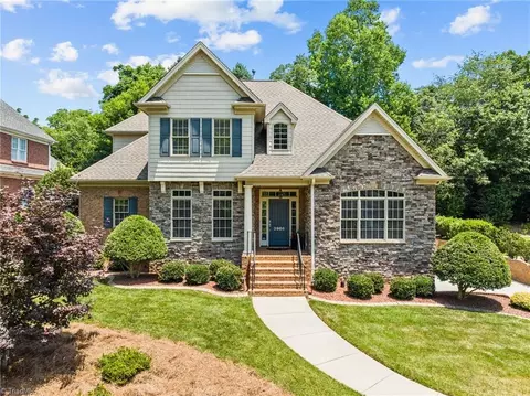 3966 Burning Tree Ln, Winston Salem, NC 27106